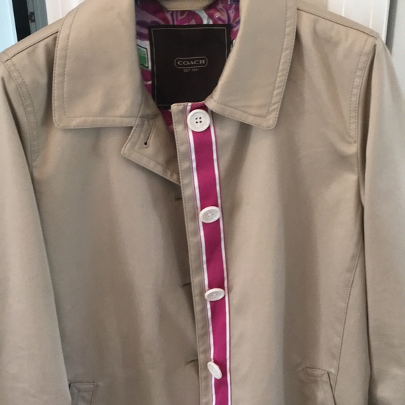 Fashionable Coach spring or fall coat - Picture 6 of 8